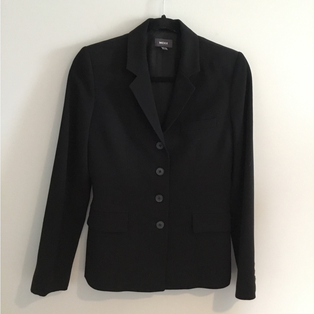 Vintage Mexx women’s blazer, Size 4.